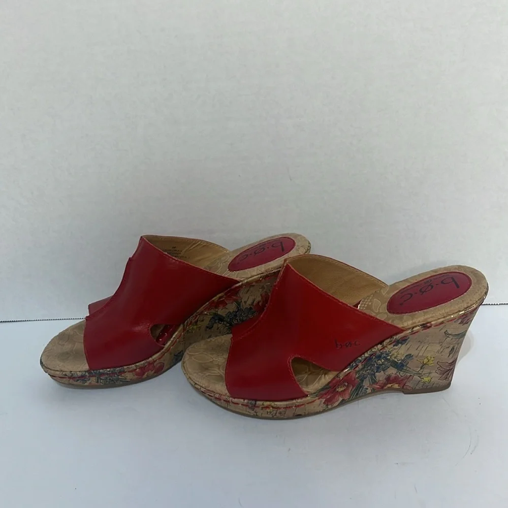 Boc Born Concepts Red‎ Floral Cork High Heel Wedges Size 6